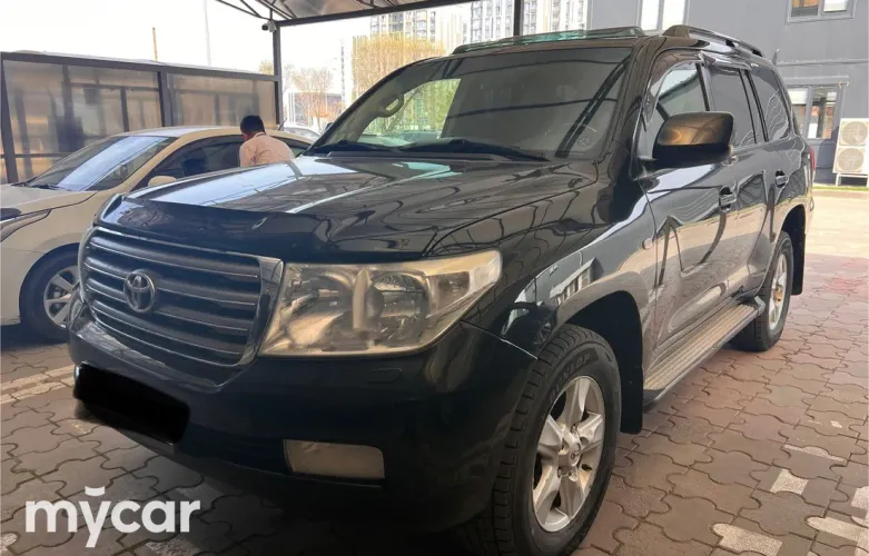 фото Toyota Land Cruiser 2011 года с пробегом за 17000000 тенге в undefined
