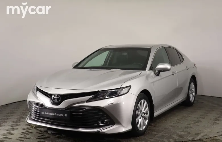 фото Toyota Camry 2020 года с пробегом за 14890000 тенге в undefined