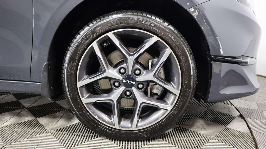 фото Kia Ceed 2023 года с пробегом за 10200000 тенге в undefined