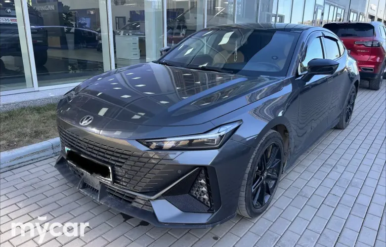 фото Changan UNI-V 2024 года с пробегом за 9000000 тенге в undefined