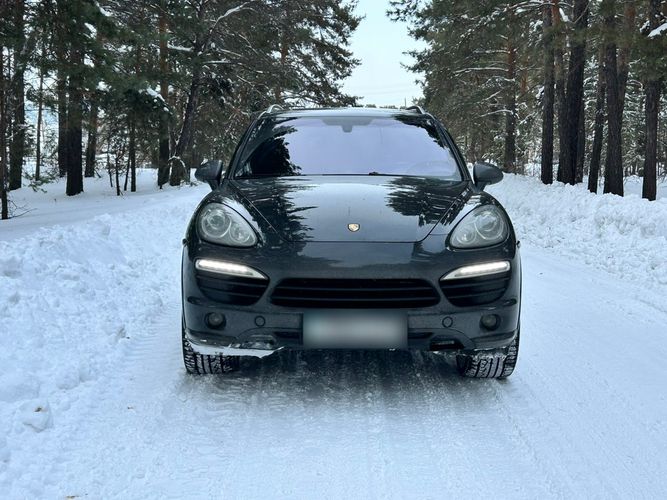фото Porsche Cayenne 2012 года с пробегом за 14200000 тенге в undefined
