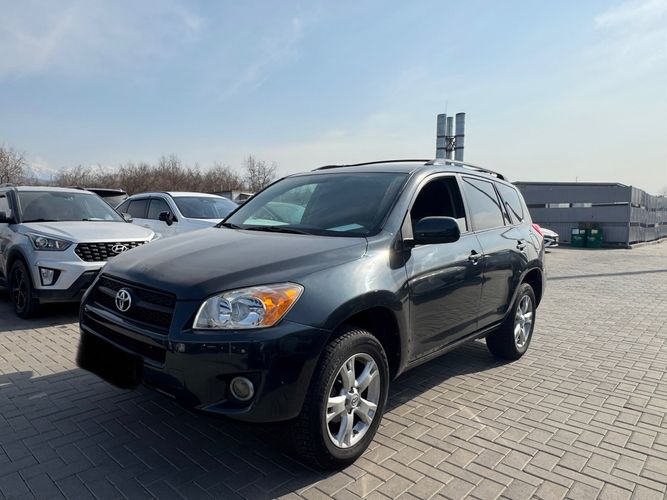 фото Toyota RAV4 2010 года с пробегом за 5600000 тенге в undefined