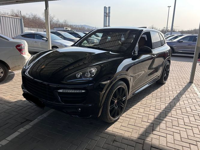 фото Porsche Cayenne 2012 года с пробегом за 18500000 тенге в undefined
