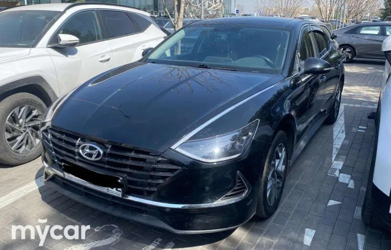 фото Hyundai Sonata 2022 года с пробегом за 12000000 тенге в undefined