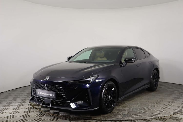 фото Changan UNI-V 2024 года с пробегом за 9790000 тенге в undefined