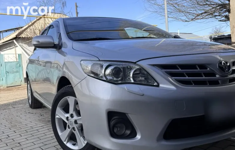 фото Toyota Corolla 2013 года с пробегом за 7000000 тенге в undefined