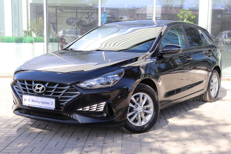 фото Hyundai i30 2023 года с пробегом за 8000000 тенге в undefined