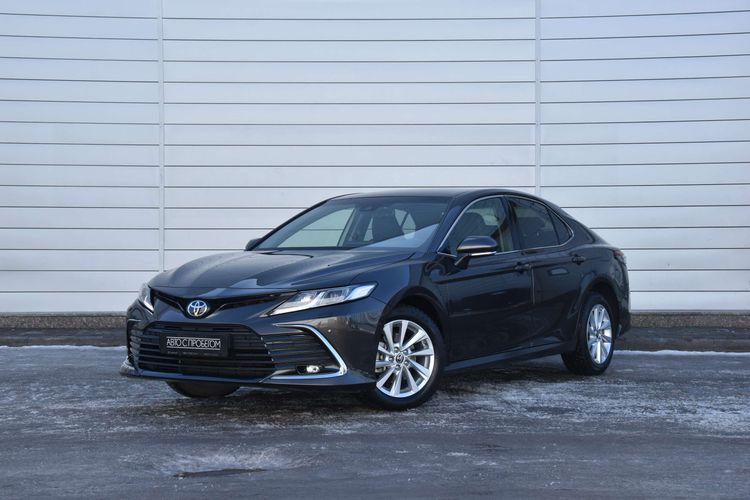 фото Toyota Camry 2023 года с пробегом за 16900000 тенге в undefined