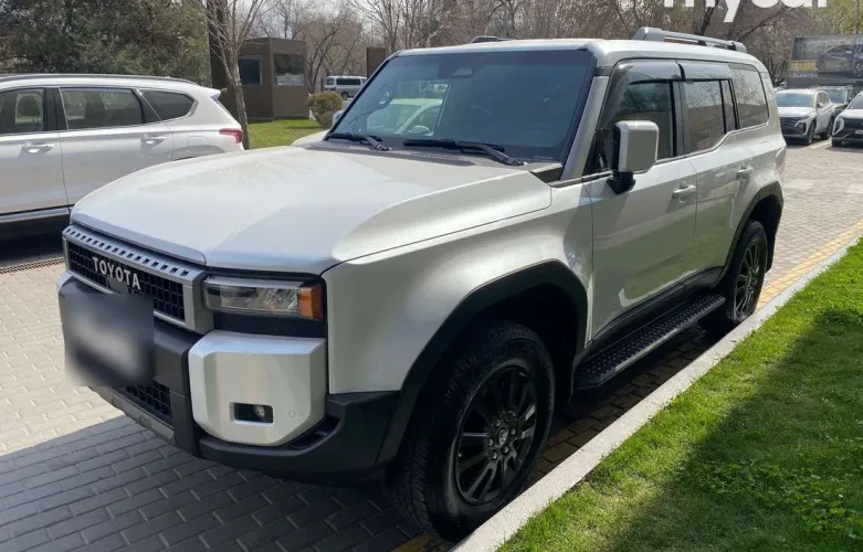 фото Toyota Land Cruiser 250 2024 года с пробегом за 30000000 тенге в undefined