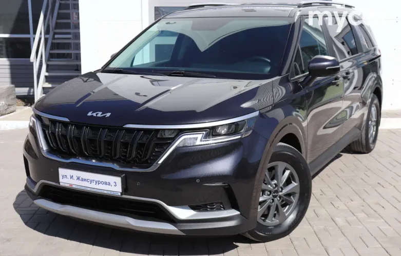 фото Kia Carnival 2023 года с пробегом за 17500000 тенге в undefined