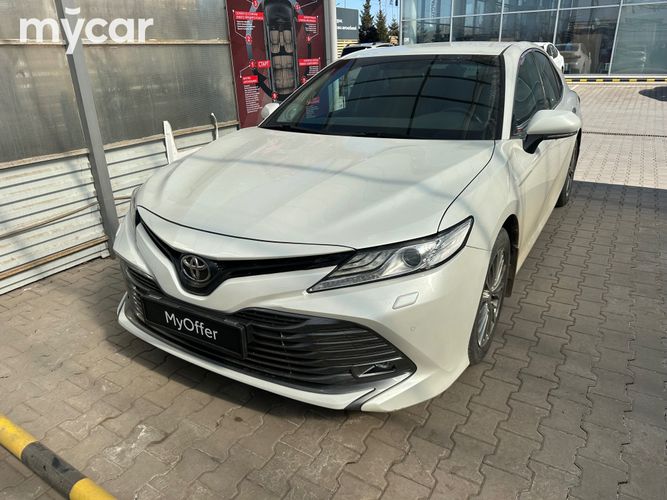 фото Toyota Camry 2019 года с пробегом за 14500000 тенге в undefined