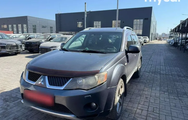 фото Mitsubishi Outlander 2007 года с пробегом за 4500000 тенге в undefined