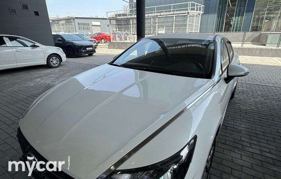 фото Hyundai Sonata 2021 года с пробегом за 9200000 тенге в undefined