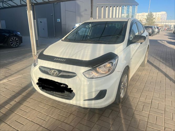 фото Hyundai Accent 2013 года с пробегом за 4000000 тенге в undefined