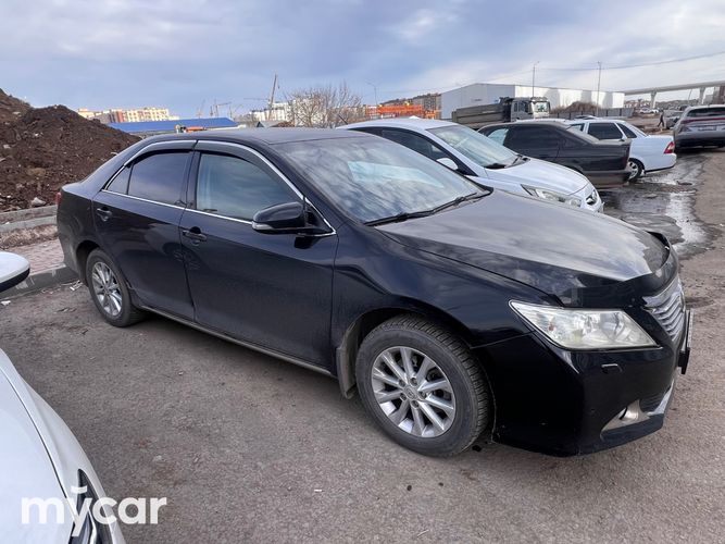 фото Toyota Camry 2014 года с пробегом за 8000000 тенге в undefined