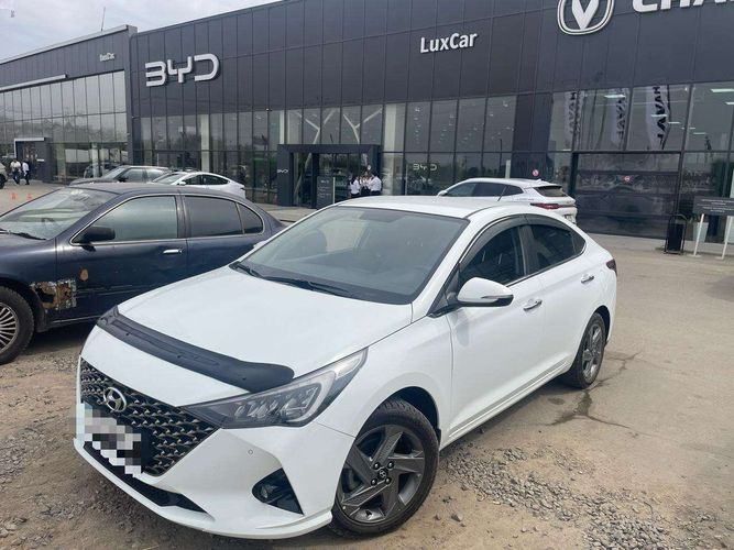 фото Hyundai Accent 2020 года с пробегом за 8000000 тенге в undefined