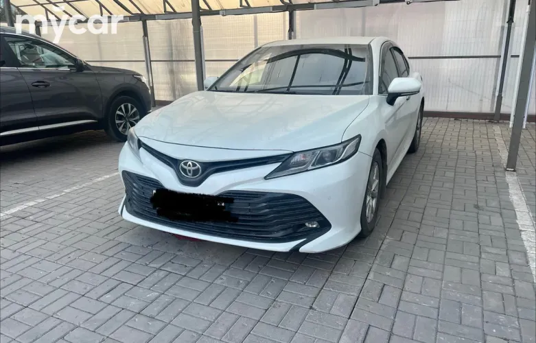 фото Toyota Camry 2018 года с пробегом за 11000000 тенге в undefined