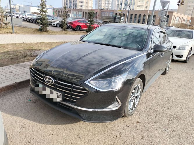 фото Hyundai Sonata 2022 года с пробегом за 10000000 тенге в undefined