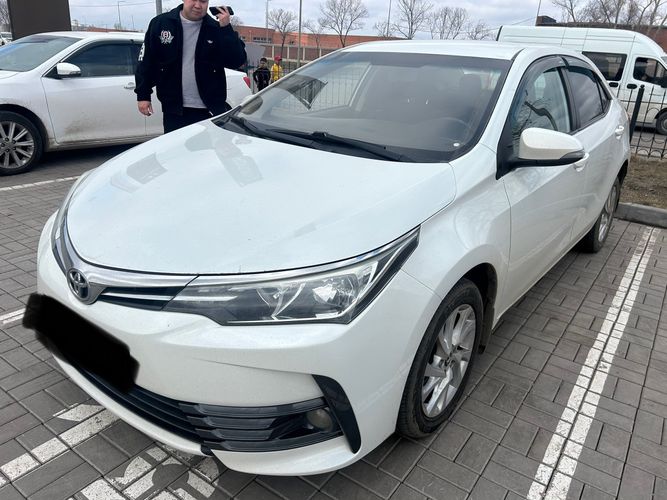 фото Toyota Corolla 2017 года с пробегом за 7200000 тенге в undefined