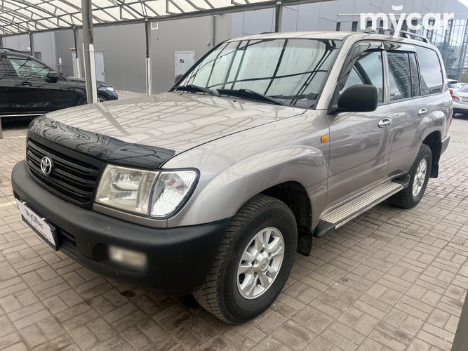 фото Toyota Land Cruiser 2005 года с пробегом за 10000000 тенге в undefined