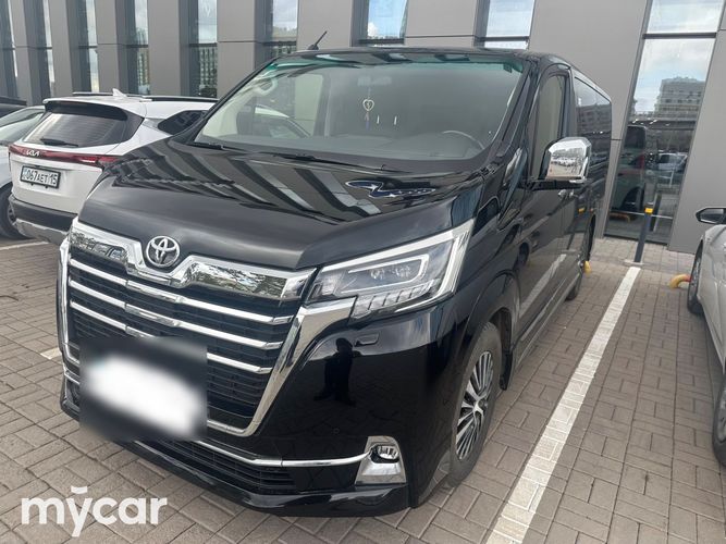 фото Toyota Granvia 2023 года с пробегом за 35000000 тенге в undefined