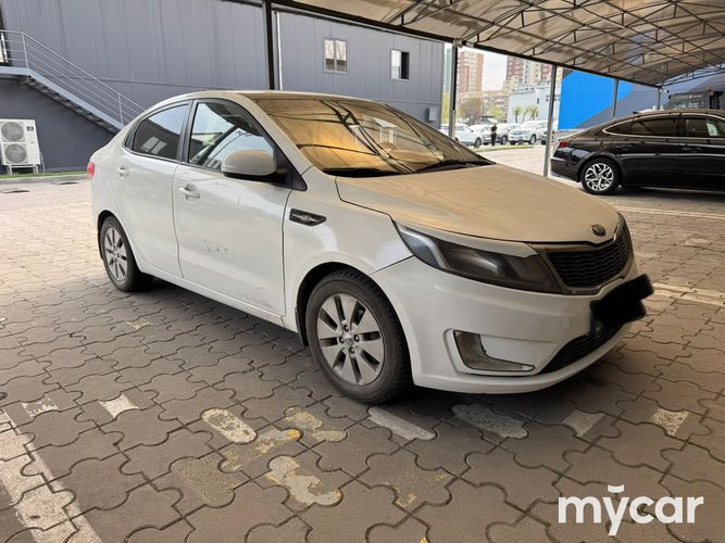 фото Kia Rio 2014 года с пробегом за 2800000 тенге в undefined