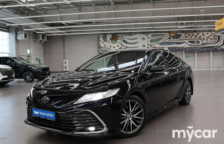 фото Toyota Camry 2021 года с пробегом за 16400000 тенге в undefined