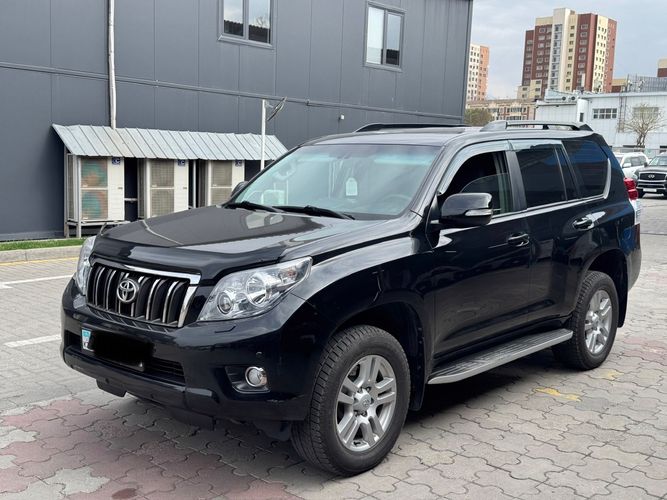 фото Toyota Land Cruiser Prado 2013 года с пробегом за 13700000 тенге в undefined