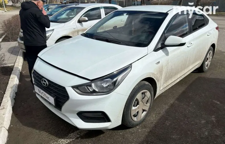фото Hyundai Solaris 2018 года с пробегом за 5000000 тенге в undefined