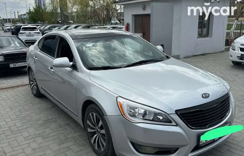 фото Kia Cadenza 2012 года с пробегом за 5800000 тенге в undefined