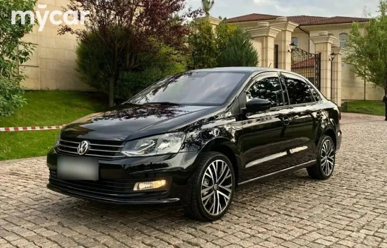 фото Volkswagen Polo 2015 года с пробегом за 1000000 тенге в Уральск