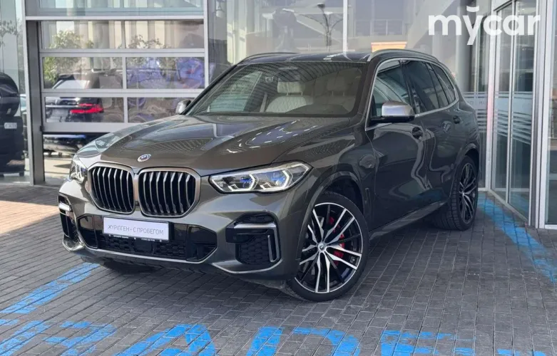 фото BMW X5 2022 года с пробегом за 46000000 тенге в undefined