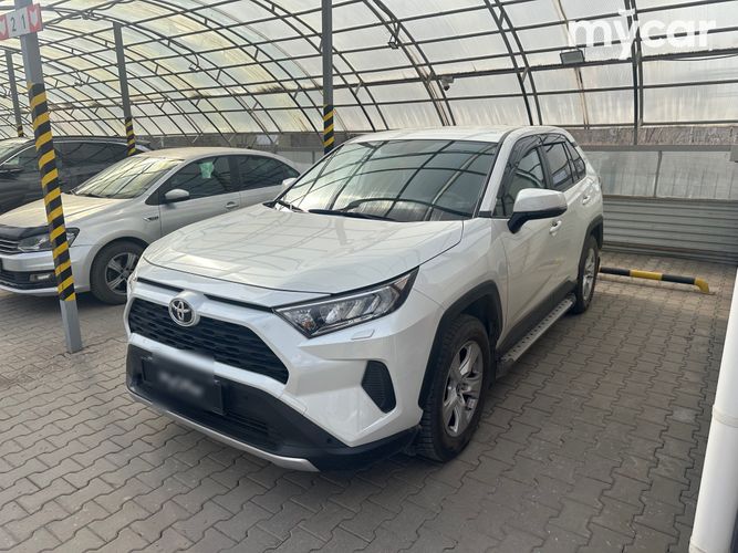 фото Toyota RAV4 2021 года с пробегом за 15000000 тенге в undefined