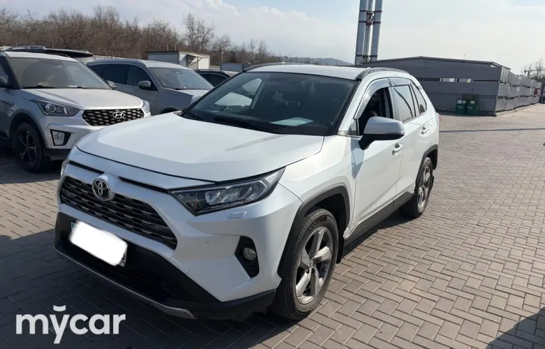 фото Toyota RAV4 2020 года с пробегом за 15000000 тенге в undefined