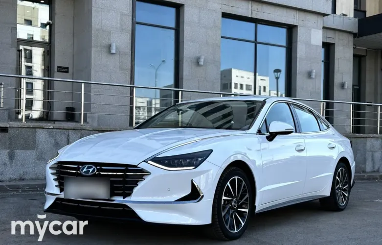 фото Hyundai Sonata 2023 года с пробегом за 12700000 тенге в undefined